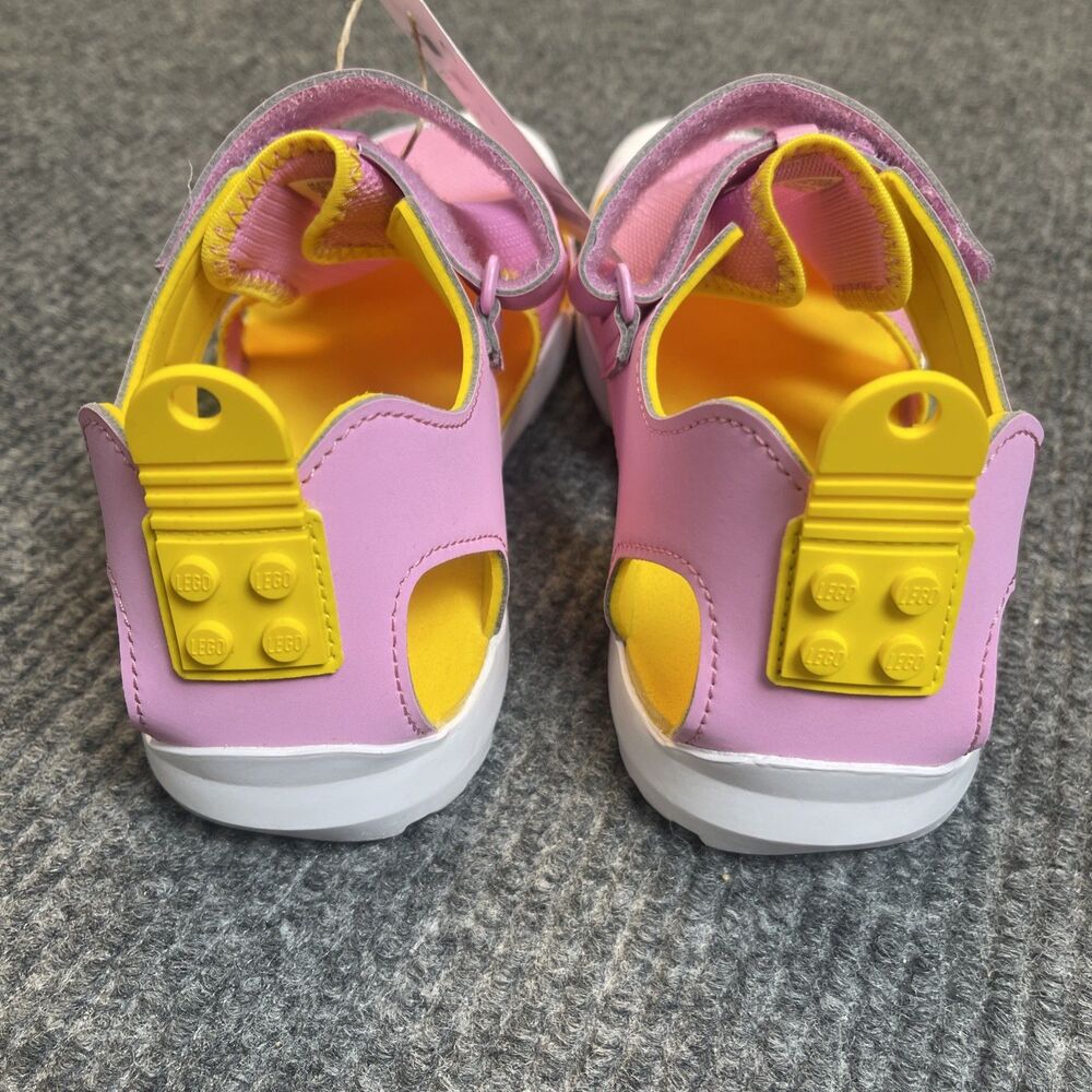 Adidas Terrex LEGO Captain Toey Girls Size 6 Sandals Outdoor Shoes Pink NEW - Picture 9 of 12
